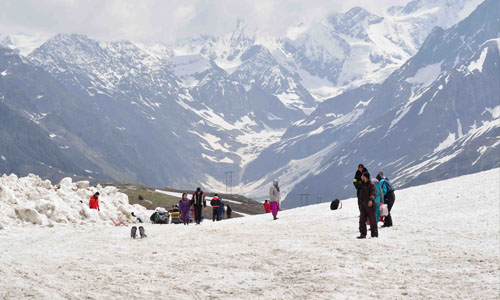 Kullu - Manali Tour by Volvo - 5 Days
